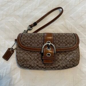 JACQUARD COACH WRISTLET